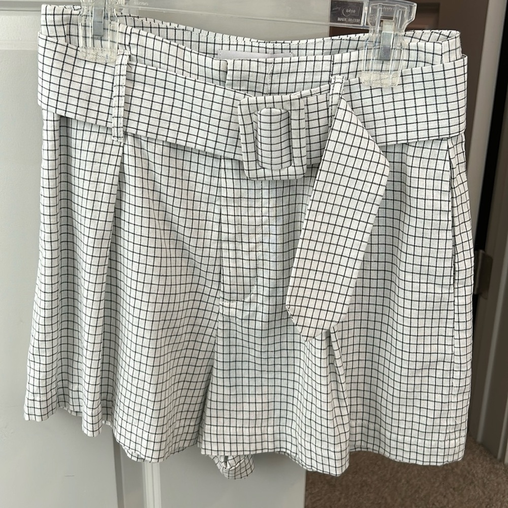 Shorts with pockets
